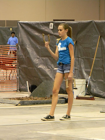 Junior Horseshoe pitching